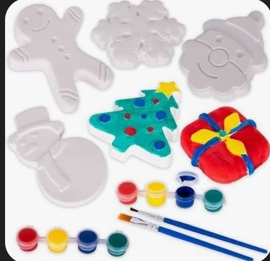 lot 16408 image: ArtCreativity Christmas Plaster Painting Kit