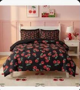 lot 16426 image: Nesker Comforter Set (Stock Pic Doesnt Match)