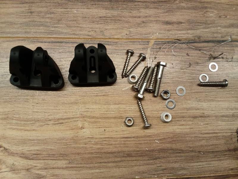 lot 9729 image: Pack of 2, Yamaha Upper Hinge Hardware Kit 6BT-50035-02