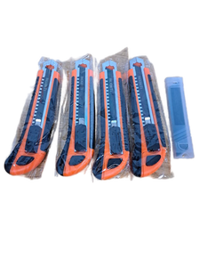 lot 4324 image: 4-Pack Utility knife with Extra 12 Blades
