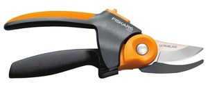 lot 16751 image: Fiskars Pruning Shears, PowerGear2 Technology Multiplies Power, Rolling Handle for Ease of Use, 34-Inch Cut Capacity Bypass Pruner, UltraBlade Coating and SoftGrip, Garden and Yard Tools