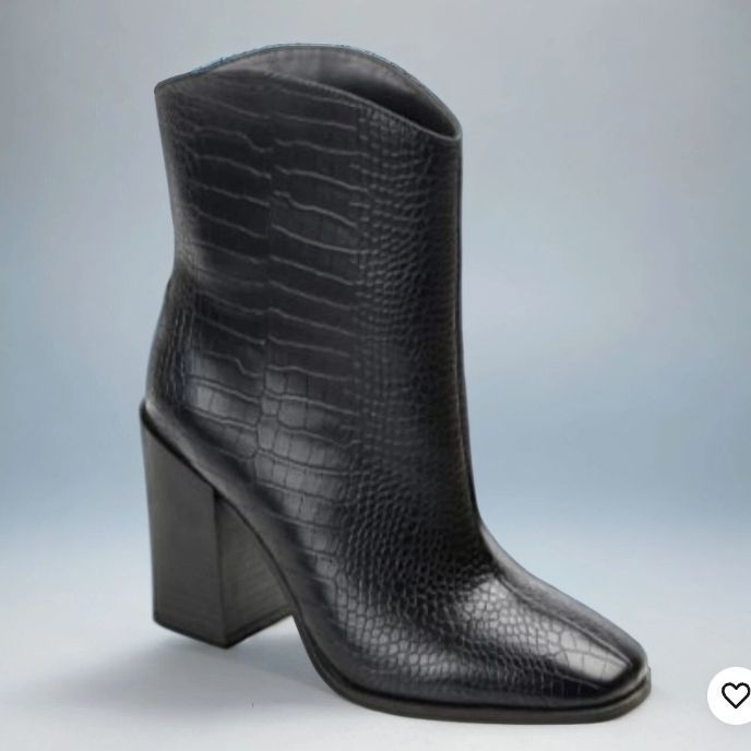 lot 2199 image: Journee Collection Womens Black Brekinn Western Square Toe Booties Size 11 -