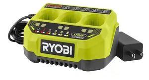 lot 8943 image: USB Lithium 3-Port Charger