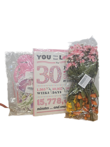 lot 9907 image: 30th Birthday Card and Decorations Set