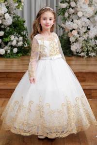 lot 9924 image: Fancy Flower Girl Dress (Girls Size 4,White)