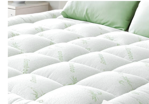 lot 2890 image: Queen size mattress topper  - Retail $0