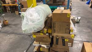 lot 2975 image: Misc Premium Pallet of good & Salvageable Items - Retail $0