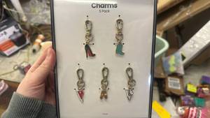 lot 40828 image: Shoe Style Metal Charm Set - 5 Pack