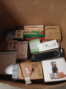 lot 5550 image: Pallet of Miscellaneous Items That May Be Broken And or Missing Pieces