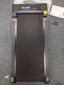 lot 5561 image: Akluer Walking Pad Model 480L-A (Has Damage but Works) - Retail $149