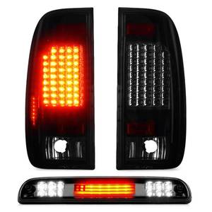 lot 5575 image: Tail Light  3rd Brake Cargo Lamp for Ford F-250 F-350 F-450 F-550 Super Duty 1999-2007, Only Fits Styleside Fleetside, Third Center High Mount Stop Light Rear LED Taillight - Retail $108
