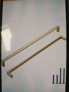 lot 48088 image: 10-inch Gold Cabinet Handle Pull with Screws 10 Pack - Retail $8