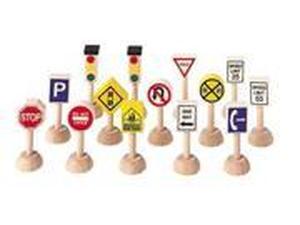 lot 3005 image: Traffic Sign & Light 14-Piece Play Set