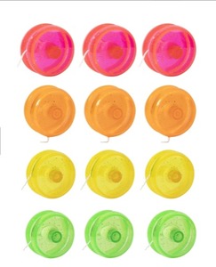 lot 3052 image: Lot of 8 Multi-Pack Fun Easy Mini Glitter Yo-Yos.