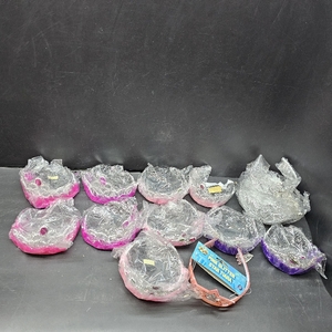 lot 3063 image: Lot of 17 of Crowns