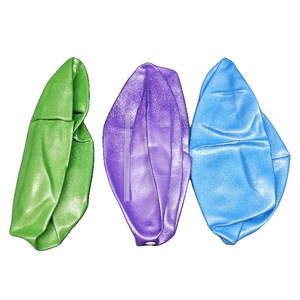 lot 3163 image: 9 balls inflatable straw small balance ball