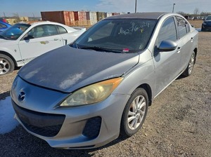 lot 2470 image: 2013 Mazda 3 Silver