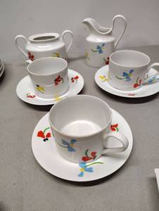 lot 403 image: Studio Nova Primary Petals Tea Set