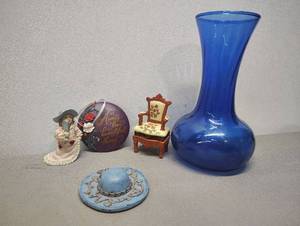 lot 454 image: Various Figurines and Blue Vase
