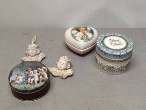 lot 491 image: Collection of Angel Decor