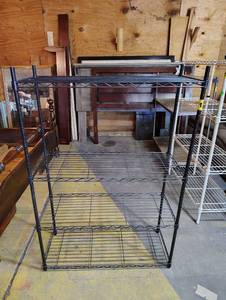 lot 522 image: 4 Shelf Metal Rack