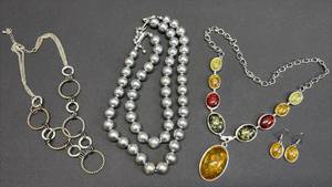 lot 104 image: Classy Necklace Trio