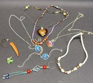 lot 107 image: Mixed Bohemian Jewelry Collection