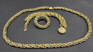 lot 109 image: Seriously Cool Heavyweight Vintage Necklace, Brooch and Bracelet Set with Turquoise Bead Highlights