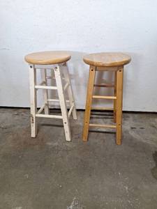 lot 209 image: Wooden Bar Stools - Set of 2, Approx 24 Inches Tall