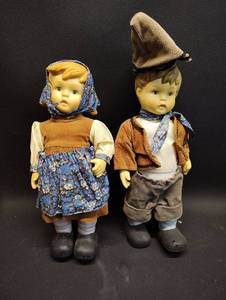 lot 34 image: VINTAGE M.J. Hummel Bisque Porcelain Goebel (Hansel and Gretel )Dolls