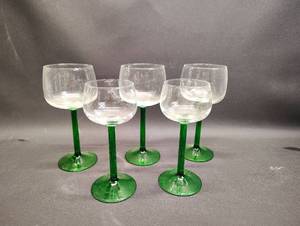 lot 39 image: Vintage Luminarc Green Stemmed Glasses (3) Red Wine Glasses & (2) White Wine Glasses