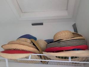 lot 55 image: Mixed Straw and Fabric Hat Collection