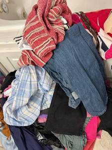 lot 112 image: Mixed Clothing Lot