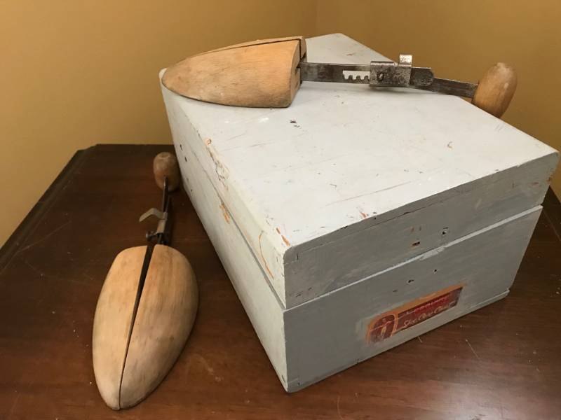 lot 65 image: Vintage wood shoe box and wood shoe trees