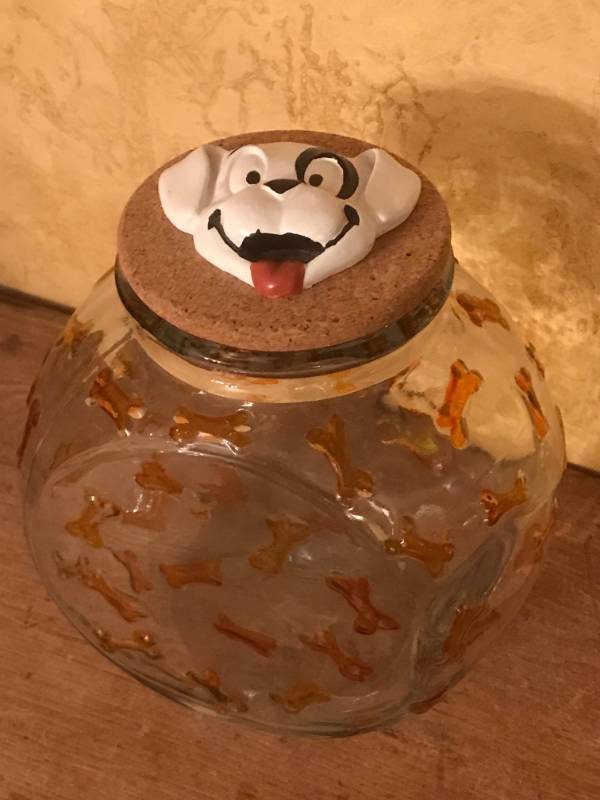 lot 93 image: Glass Dog Treat Jar
