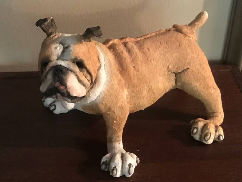 lot 95 image: A Breed Apart Bulldog #70023 (copyright 2002 Country Artists ltd.)