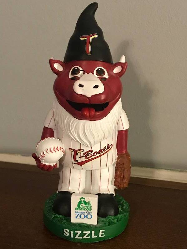lot 133 image: Kansas City KC T-Bones Sizzle 8 Mascot Figurines presented by Kansas City Zoo
