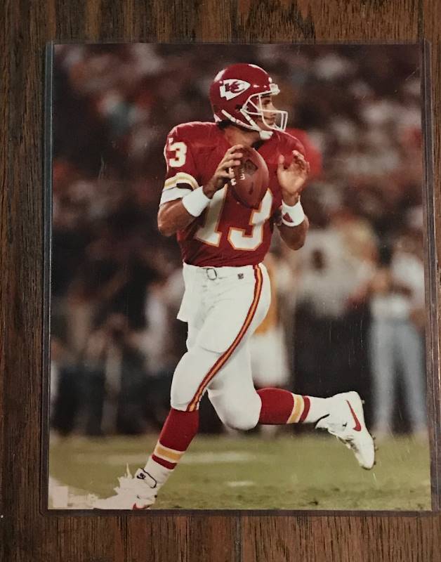lot 146 image: Kansas City Chiefs Steve Bono #13 photo 8 x 11