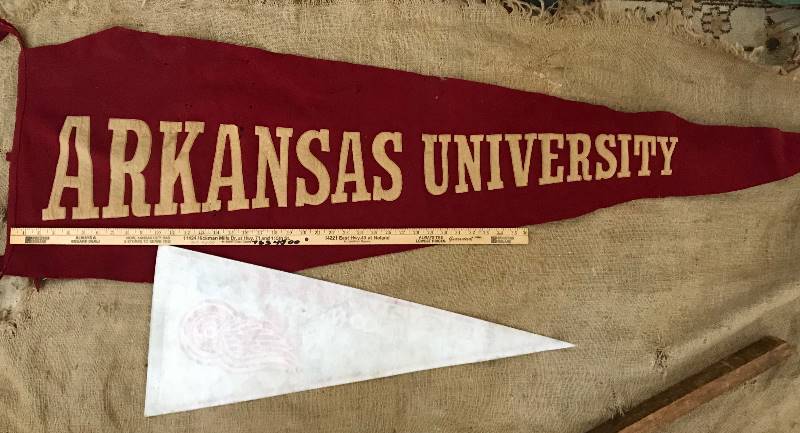 lot 168 image: Any Arkansas University Razorback Fans 5 Vintage bannerpennant. Unique item to add to sports collection.