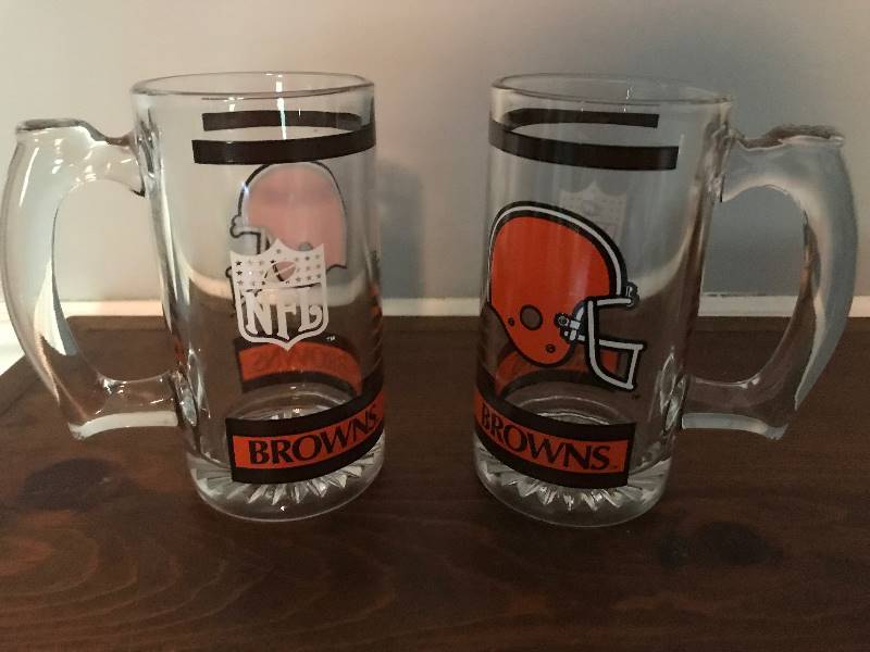 lot 173 image: NFL Cleveland Brown Beer Mugs