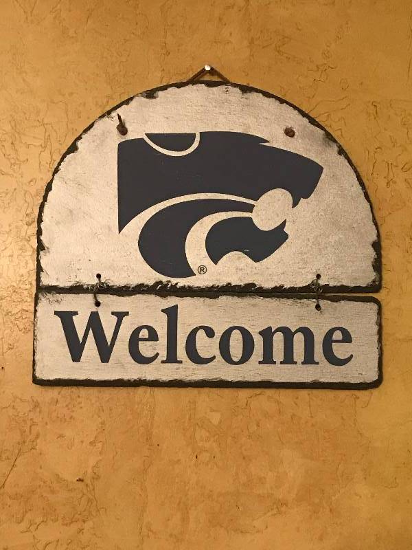 lot 183 image: Slate Wall Hanging Kansas State Wildcats Welcome