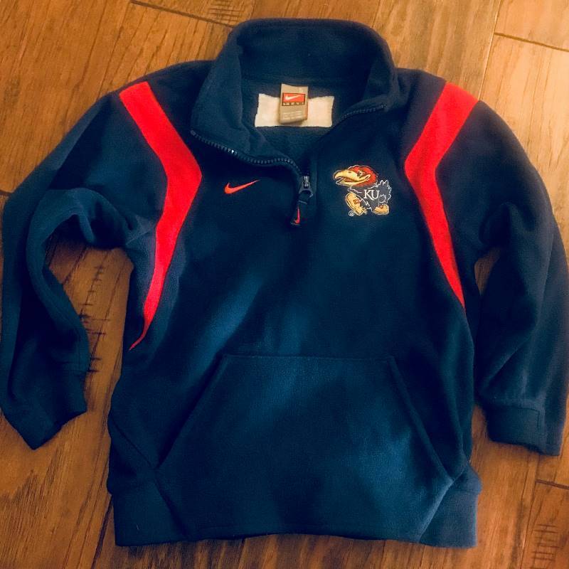 lot 193 image: Kansas University (KU) Jayhawk fleece youth pullover Size 5