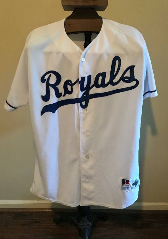 lot 211 image: Kansas City Royals Jersey--Russell Athletic Diamond Collection