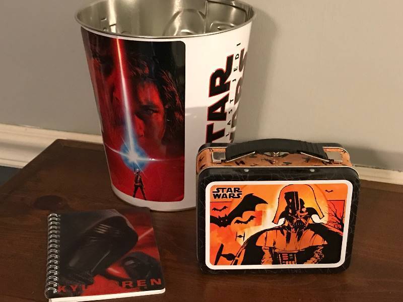 lot 256 image: Star Wars items--notebook, Darth Vader mini lunch box, and metal buckettrash can