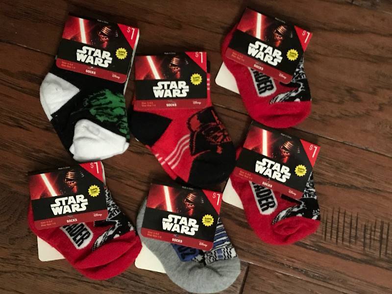 lot 263 image: Set of Star Wars Toddler Socks