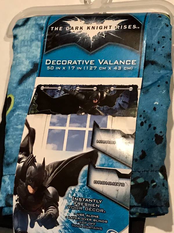 lot 274 image: The Dark Knight rises Decorative Valance