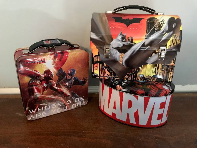lot 279 image: Set of Tin and lunchboxes (Batman, Marvel, Civil War Iron Man and Captain America)