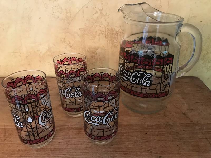 lot 2022 image: Coca Cola Pitcher and glasses
