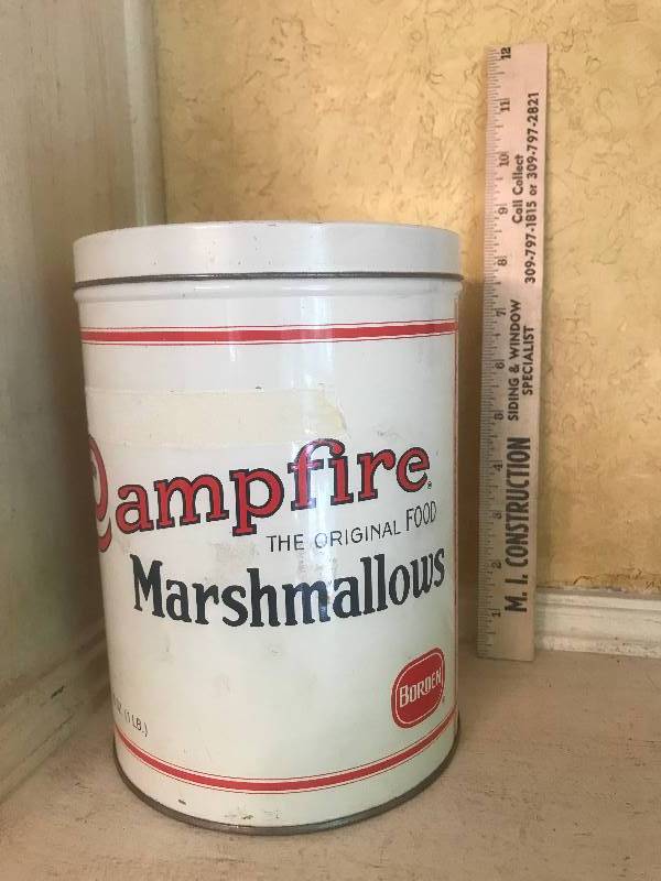 lot 2024 image: Vintage Campfire Marshmallow Tin