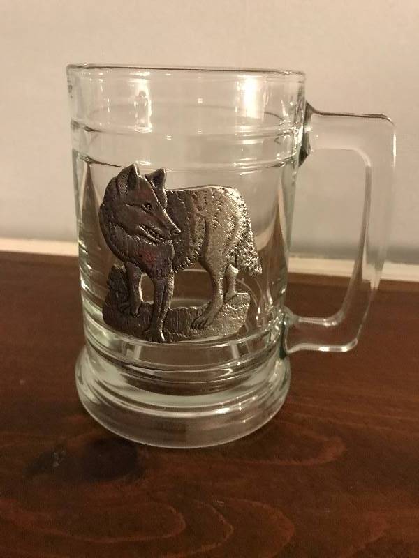 lot 2060 image: Beer Mug embossed with Metal Wolf Image